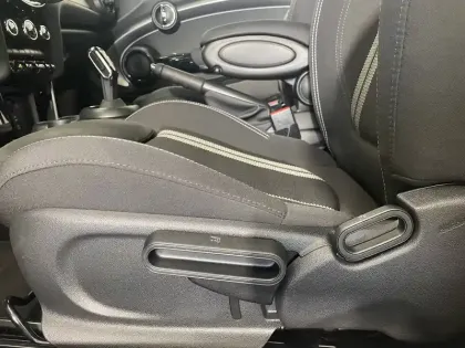 Photo 47 Mini Mini Hatch 3 Portes Cooper S 178 ch DKG7