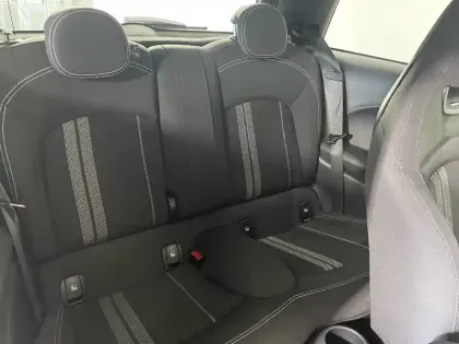 Photo 29 Mini Mini Hatch 3 Portes Cooper S 178 ch DKG7