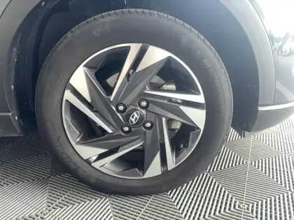 Photo 11 Hyundai Bayon  1.0 T-GDi 100 Hybrid 48V