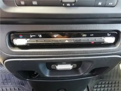 Photo 26 Mercedes Vito 116 CDI COMPACT BVA RWD