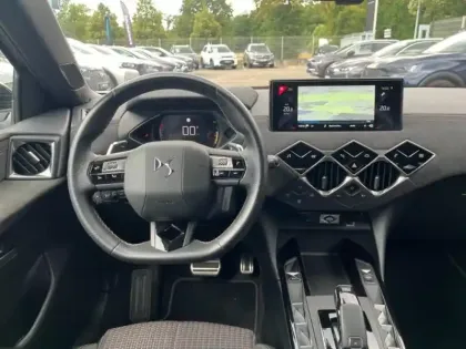Photo 11 DS DS 3  Crossback PureTech 155ch Performance Line + Automatique