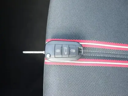 Photo 14 Opel Corsa  1.2 Turbo 100ch GS Line