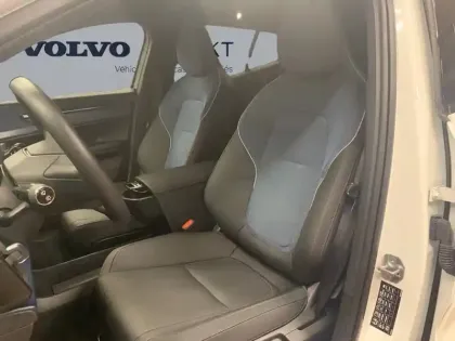 Photo 49 Volvo Ex30  Single Extended Range 272 ch 1EDT