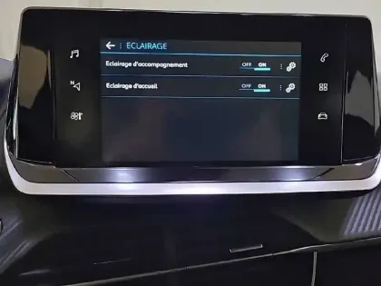 Photo 22 Peugeot 208  BlueHDi 100 S&S BVM6