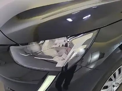 Photo 15 Peugeot 208  BlueHDi 100 S&S BVM6