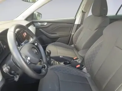 Photo 23 Skoda Kamiq  1.0 TSI Evo 110 ch BVM6