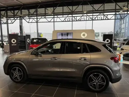 Photo 5 Mercedes EQA  250+