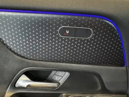 Photo 10 Mercedes EQA  250+