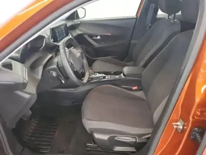 Photo 13 Peugeot 2008  e- 136ch Active