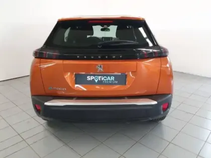 Photo 5 Peugeot 2008  e- 136ch Active