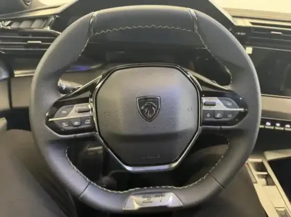 Photo 14 Peugeot 408 Gén. I Ph1 GT 5