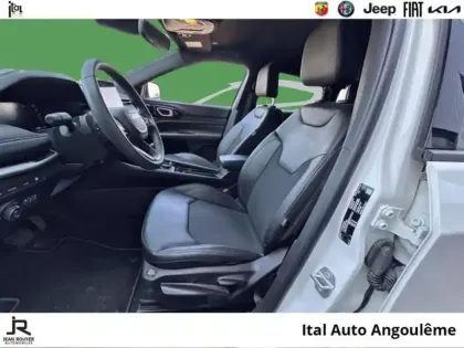 Photo 8 Jeep Compass  1.3 Turbo T4 190ch PHEV 4xe Limited AT6 eAWD