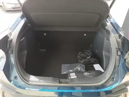 Photo 9 Toyota C-HR  1.8 140ch Design MY25