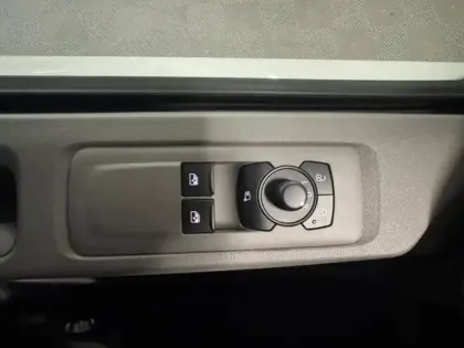 Photo 11 Volkswagen Transporter  Fg Van L1 2.0 TDI 150ch Business BVA8