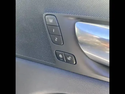 Photo 31 Volvo Xc60  T8 Twin Engine 303 ch + 87 ch Geartronic 8