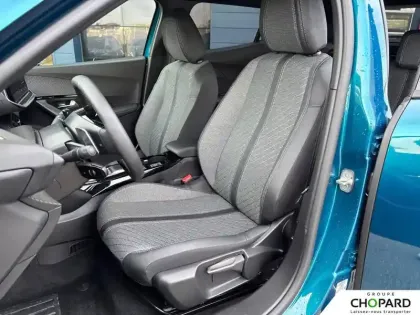 Photo 65 Peugeot 2008  Hybrid 145 e-DCS6