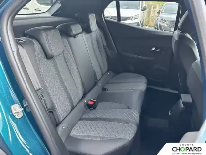 Photo 45 Peugeot 2008  Hybrid 145 e-DCS6