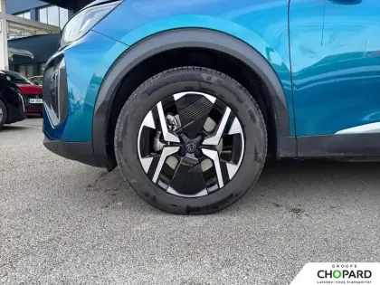 Photo 32 Peugeot 2008  Hybrid 145 e-DCS6