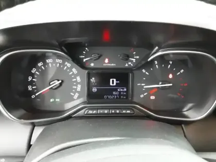 Photo 9 Citroën C3 Aircross  PureTech 82 BVM5