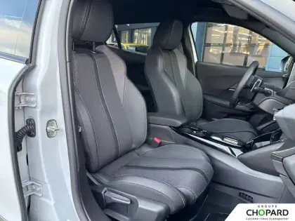 Photo 12 Peugeot 2008  Hybrid 145 e-DCS6