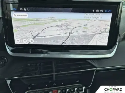 Photo 16 Peugeot 2008  Hybrid 145 e-DCS6