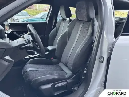 Photo 11 Peugeot 2008  Hybrid 145 e-DCS6