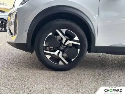 Photo 18 Peugeot 2008  Hybrid 145 e-DCS6