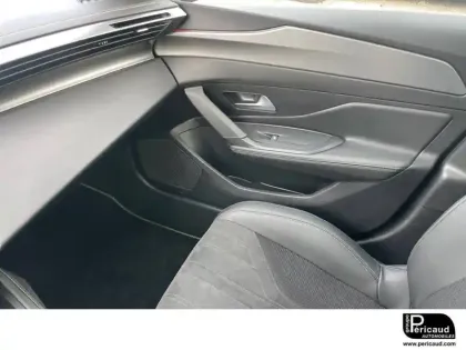 Photo 15 Peugeot 308  PureTech 130ch S&S EAT8