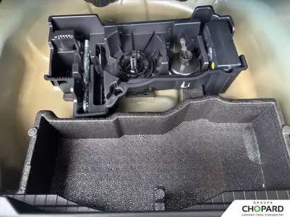 Photo 24 Peugeot 2008  Hybrid 145 e-DCS6