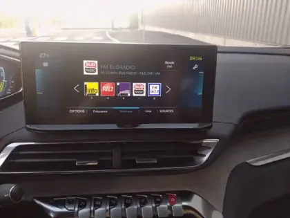 Photo 44 Peugeot 3008  Hybrid 225 e-EAT8