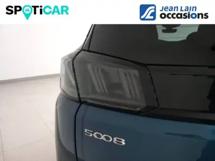 Photo 16 Peugeot 5008  Hybrid 136 e-DCS6