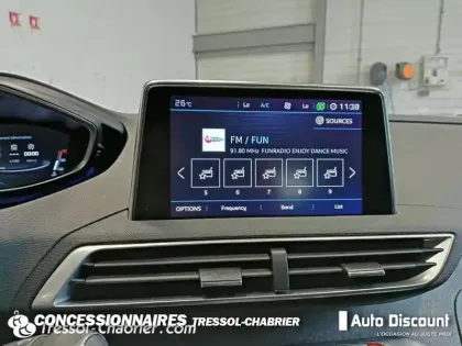 Photo 10 Peugeot 3008  1.2 Puretech 130ch S&S EAT6 Allure