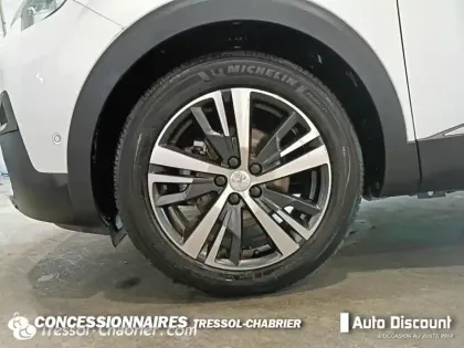 Photo 14 Peugeot 3008  1.2 Puretech 130ch S&S EAT6 Allure