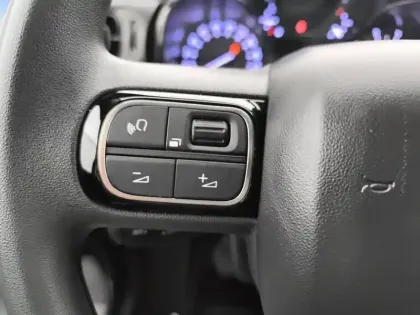 Photo 18 Citroën C3  BlueHDi 100 S&S BVM5 Shine