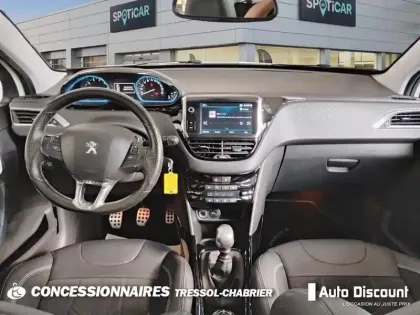 Photo 9 Peugeot 2008  PureTech 130ch S&S BVM6 Crossway