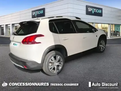 Photo 1 Peugeot 2008  PureTech 130ch S&S BVM6 Crossway