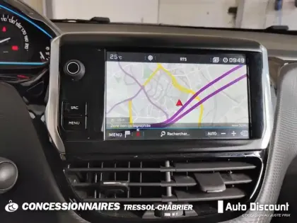 Photo 21 Peugeot 2008  PureTech 130ch S&S BVM6 Crossway