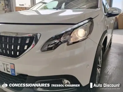 Photo 13 Peugeot 2008  PureTech 130ch S&S BVM6 Crossway