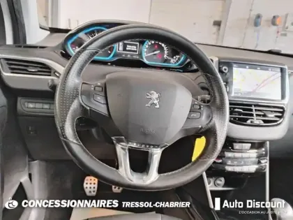 Photo 11 Peugeot 2008  PureTech 130ch S&S BVM6 Crossway