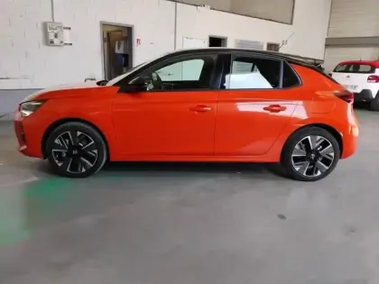 Photo 24 Opel Corsa  Electrique 136 ch & Batterie 50 kWh GS Line