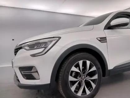 Photo 10 Renault Arkana TCe 140 EDC FAP Zen