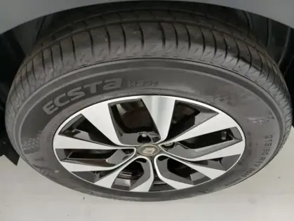 Photo 9 Renault Arkana TCe 140 EDC FAP Zen