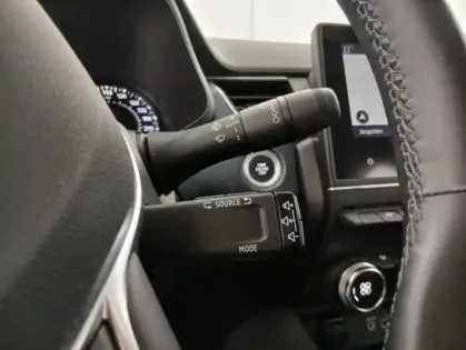 Photo 18 Renault Arkana TCe 140 EDC FAP Zen