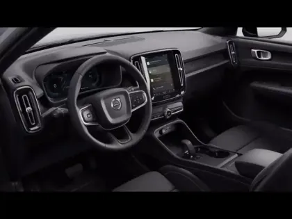 Photo 6 Volvo Ex40  Twin Performance 442ch Plus AWD