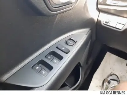 Photo 11 Kia Stonic  1.0 T-GDi 100ch Active