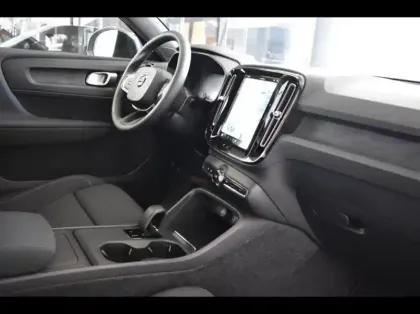 Photo 28 Volvo Ex40  Single Extended Range 252ch Plus