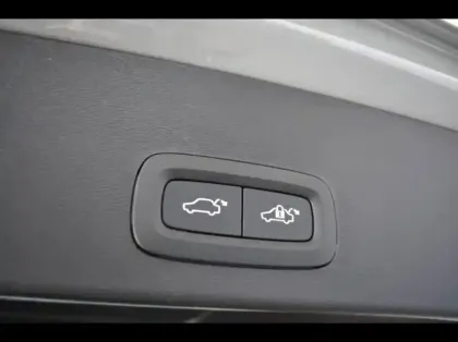 Photo 32 Volvo Ex40  Single Extended Range 252ch Plus