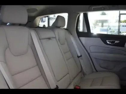 Photo 22 Volvo V60  B4 197ch Plus Style Dark DCT 7