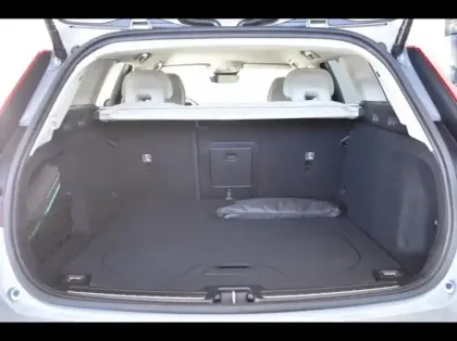 Photo 24 Volvo V60  B4 197ch Plus Style Dark DCT 7