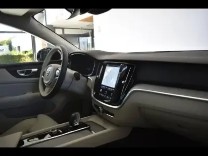 Photo 21 Volvo V60  B4 197ch Plus Style Dark DCT 7